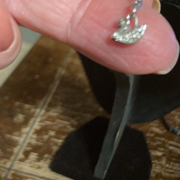 Swarovski necklace sophisticated small crystal stone drop from heart - Picture 3 of 8